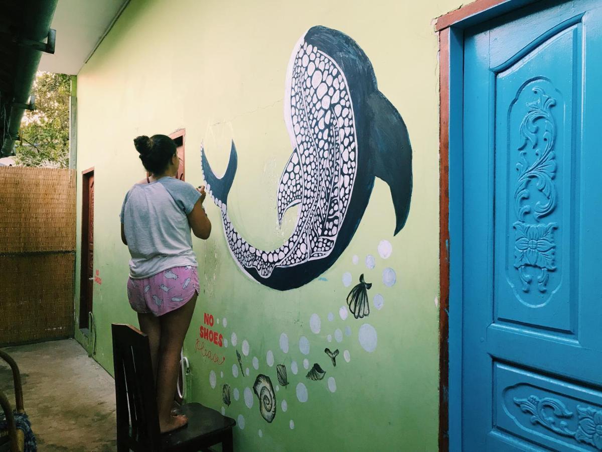 Lucky Sun Saracen Bay Hostel Ко Ронг Санлоем Екстериор снимка